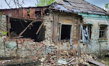 В ніч з 25 на 26 травня обстрілами росіяни вбили жінку у Красногорівці