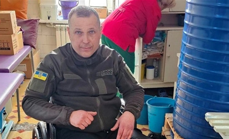 Запорізького волонтера, який евакуював цивільних, було поранено в Авдіївці