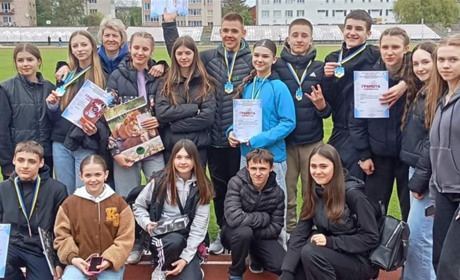 Шість призових місць посіли юні червоноградські легкоатлети на змаганнях у Луцьку