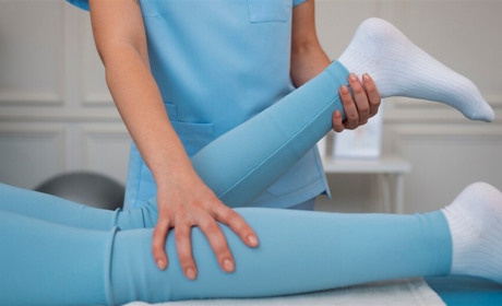 Як швидко повернутися до життя: реабілітація після заміни колінного суглоба