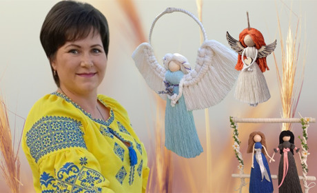 Люблю розчісувати крила янголам: Оксана Пономаренко з Біляївки захоплюється макраме і плете обереги