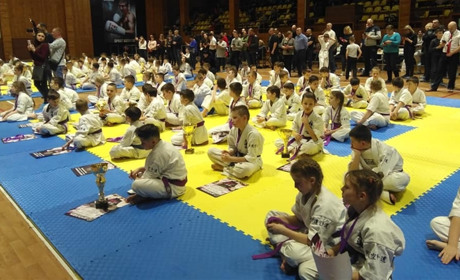 Спортсмени спортивного клубу “Мамай” міста Кагарлик привезли із Чемпіонату Вінниці перемоги