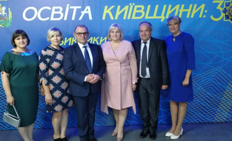 Директора Переяславської гімназії Олександра Батрака нагородили відзнакою «Василь Сухомлинський»