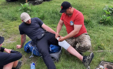 Щаслива евакуація з гір. Але пощастило не всім, одного чоловіка не знайшли