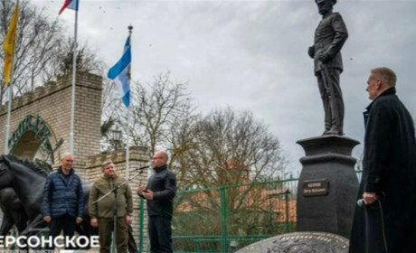 В Асканії-Новій окупанти відкрили пам'ятник царському полковнику