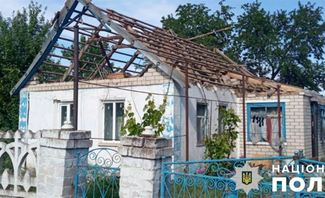 Армія рф атакувала Херсонську область з РСЗВ, мінометів, артилерії, БпЛА та завдала ракетного удару