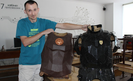 Автор паперових макетів споруд Чортківщини Віктор Дудяк ніколи не думав, що стане вчителем
