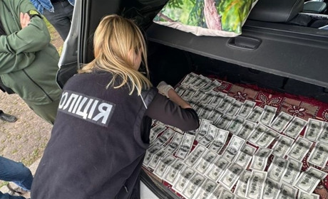 До 8 років позбавлення волі. СБУ Хмельницької області ліквідувала схему ухилення від мобілізації