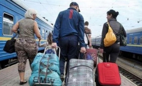 Заробітчан заманюють сім'ями