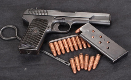 У новокаховчанина вилучили пістолет з патронами