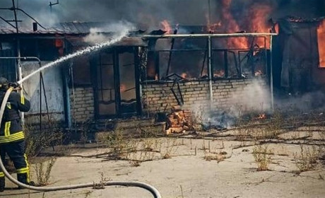 На Херсонщині армія рф била по критичній та соціальній інфраструктурі, будинках та автівках