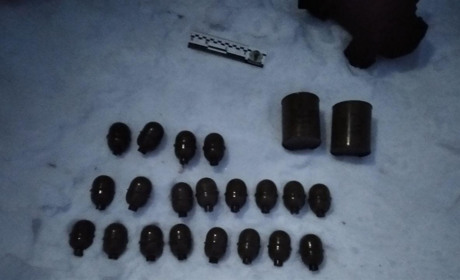 На території непрацюючої лікарні у Павлівці знайшли мішок із боєприпасами