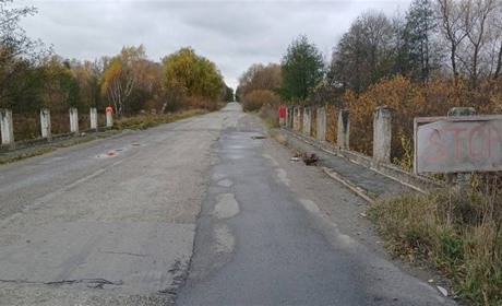 Міст через р. Свинобичка на автодорозі Дубрівка-Баранівка потребує ремонту