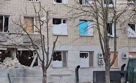 Росіяни обстріляли пологовий будинок у Херсоні, коли лікарі приймали пологи