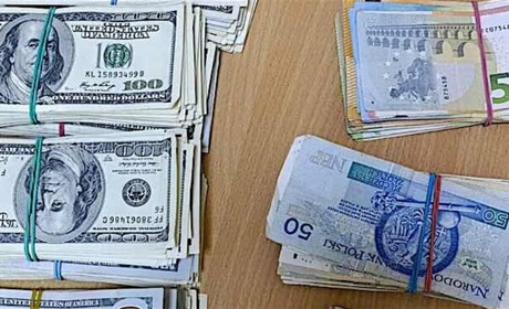 Сюрприз для митників: іноземець намагався провезти через кордон "скарб" у 2,2 млн грн