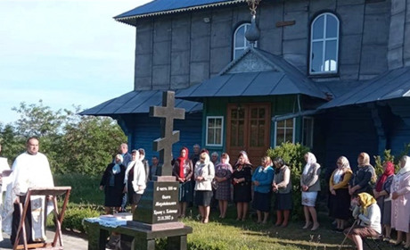 У селі Хлівище вперше відбулося богослужіння українською мовою: церква переходить до ПЦУ