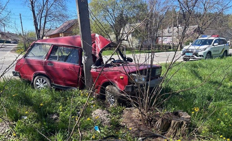 У Звягелі нетверезий водій на вул. Герцена вчинив ДТП — двоє людей отримали травми