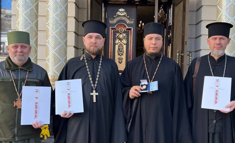 Духовенство Нікополя і району нагородили відзнаками голови обласної ради