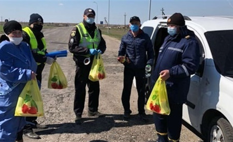 Як підприємець-волонтер взяв шефство над черговими блокпоста на Сірогозщині