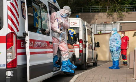 Ковід в області спадає