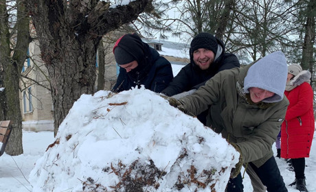 Як в Іванівці та Вільному розважаються взимку: фото