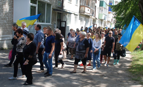 Шосткинська громада провела в останню путь старшину роти Нацгвардії. Йому назавжди 56...
