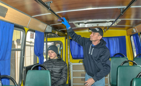 Маршрутки виходять із карантину: в Сарнах відновили звичний графік громадського транспорту