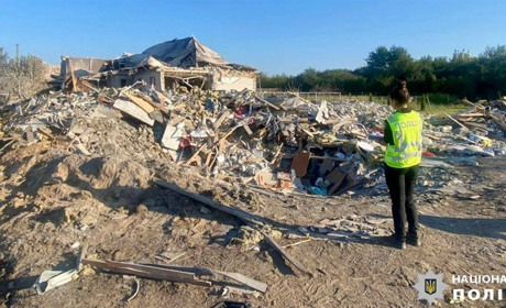 Через ракетну атаку, на Київщині тривога тривала маже 8 годин: унаслідок обстрілу загинули люди