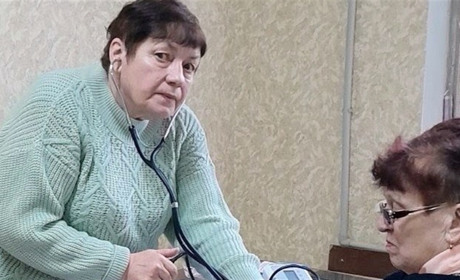 У Центрі підтримки великобурлучан у Харкові сімейні лікарі продовжують надавати консультації