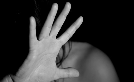 Викладача з Сумщини судитимуть за вчинення сексуального насильства над студенткою