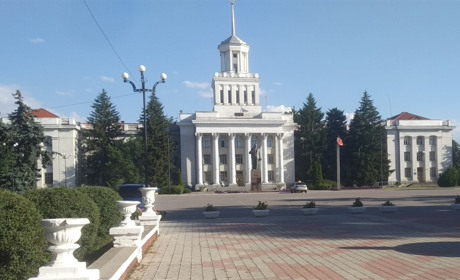 У Новій Каховці окупанти проводять раптові обшуки