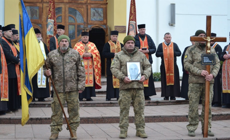 В останньому подиху: у рідний Чортків повернувся захисник Брик Леонід – «на щиті»