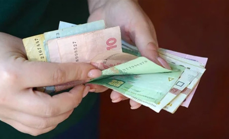 Кабмін повідомив про підвищення мінімальної зарплати в Україні