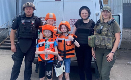 Ще чотирьох дітей з буремного Торецька евакуював підрозділ “Білий Янгол”