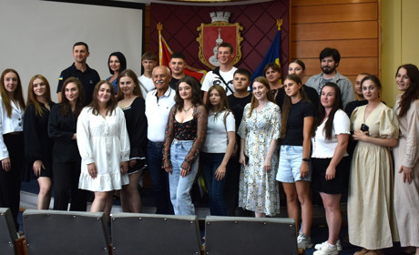 До Міжнародного дня молоді в Переяславі відзначили понад 20 активних представників громади ФОТО