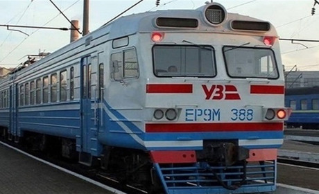"Укрзалізниця" обіцяє відновити денні електрички, які курсували до Рівного та Шепетівки через Кривин