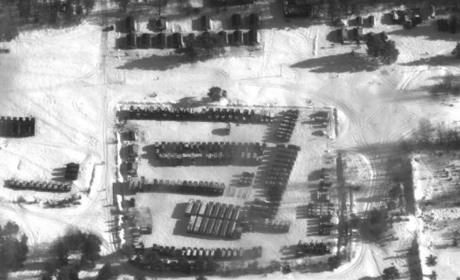 Намети, військова техніка та "Іскандери": збільшення військ РФ біля кордонів України