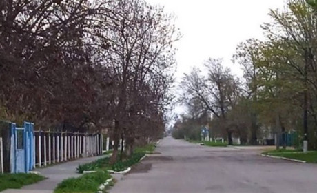 Нова Каховка в окупації: місто без доріг, шкіл і роботи — голоси з місцевих чатів