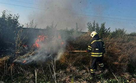 58 пожеж за 10 місяців: рятувальники закликають городоччан та сатанівчан до обережності