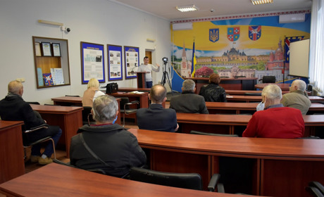 Чому ми платимо за газ двома платіжками: відео зустрічі з начальником газового господарства