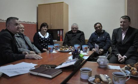 «Життя без бар’єрів»: для чортківських осіб з інвалідністю відбулось засідання «круглого столу»