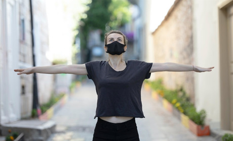 Карантин пропонують продовжити “необтяжливо та адаптивно” до 1 листопада