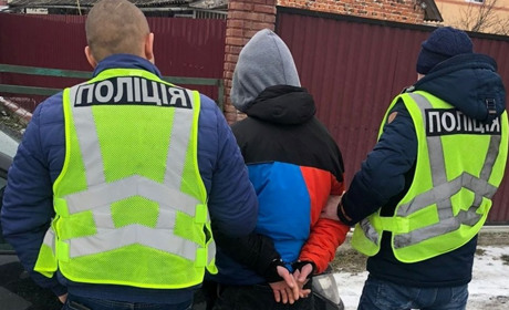 За підозрою у розповсюдженні канабісу поліцейські затримали 22-річного чоловіка у Радехові