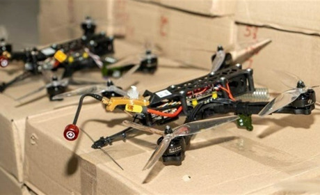 Громади Херсонщини закупили для захисників 70 дронів