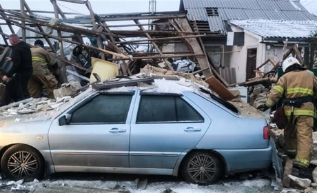 В місті Бар стався вибух газового балону в господарчій будівлі: Оновлено