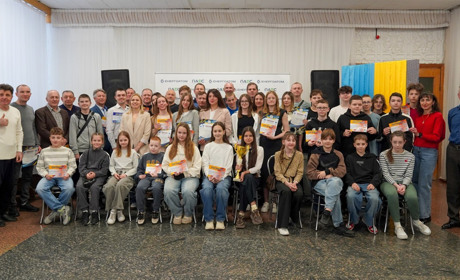 Відзначили учасників годинного запливу, серед яких – працівники Південноукраїнської АЕС