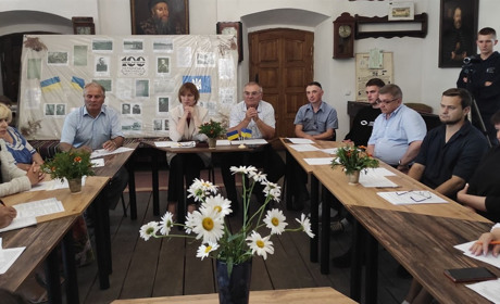 Напередодні Дня Української Державності в Старокостянтинові провели круглий стіл