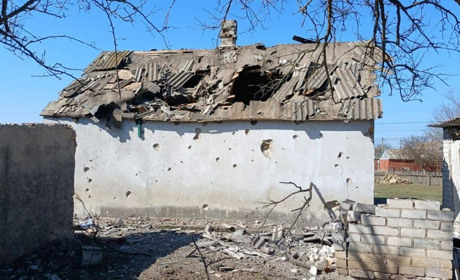 На Херсонщині армія рф завдала ударів по житлових кварталах, критичній та соціальній інфраструктурі