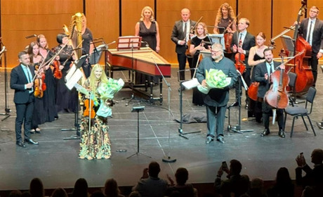 Українська скрипалька Анастасія Петришак виступила на сцені Dubai Opera разом із «Віртуозами Києва»