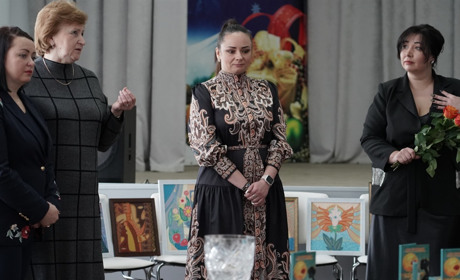 В Барі відбувся захід для жінок, де презентували книгу Алли Боровської